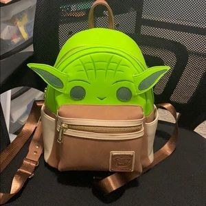 Baby Yoda Lounge Fly bag